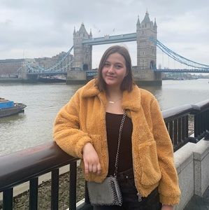 Meet your Posher, Rachel